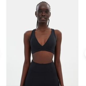 Girlfriend Collective Black Cassandra Cross-Back Sports Bra